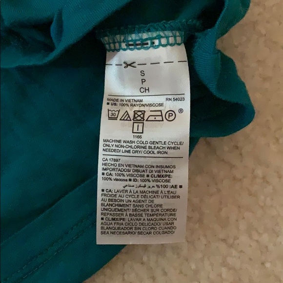 Old Navy Tops Teal Old Navy Sleeveless Shirt Poshmark